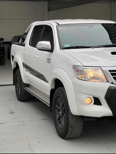 Imagen 5 de 20 de Toyota Hilux 2014 3.0 Cd Srv Limited 171cv 4x4 5at