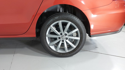 Volkswagen Vento 1.6 COMFORTLINE PLUS
