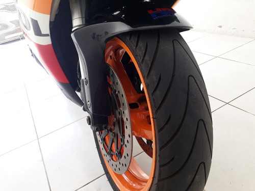 Motocicleta Honda, Modelo Cbr1000 Repsol
