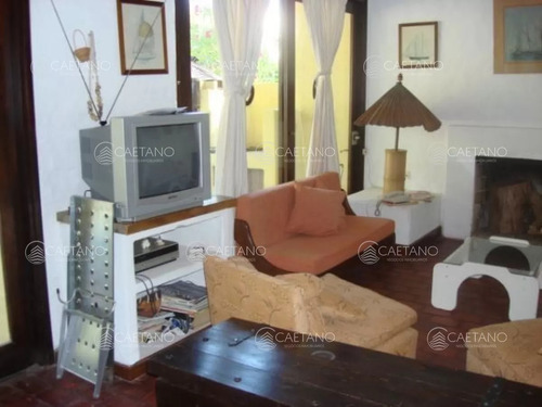 Venta Casa 4 Dormitorios. Solanas, Punta Ballena.