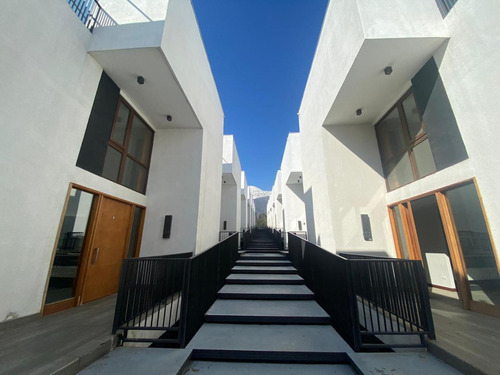 Casa En Las Pircas, Condiciones Especiales