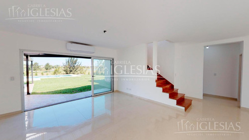 Imagen 6 de 30 de Tour 360º - Casa En Venta Con 4 Dormitorios En San Isidro Labrador, Villanueva
