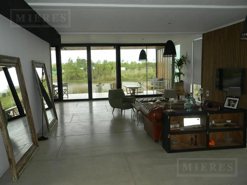 Casa En Venta En Puertos Barrio Muelles A La Laguna!! Totalmente Equipada, Amoblada Y Decorada