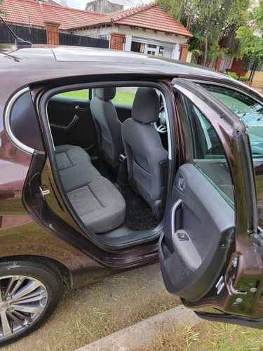 Peugeot 208 1.6 Feline