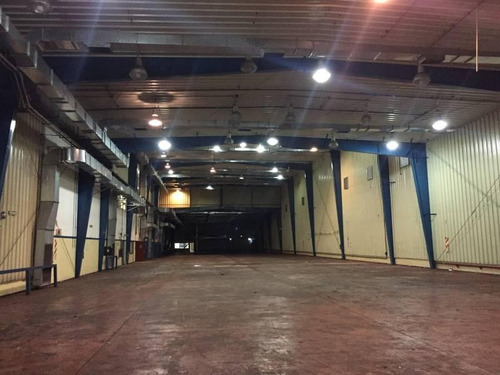 Imagen 12 de 23 de Planta Industrial Sobre Calle 9 Esquina Frondizi Con Temp. Controlada