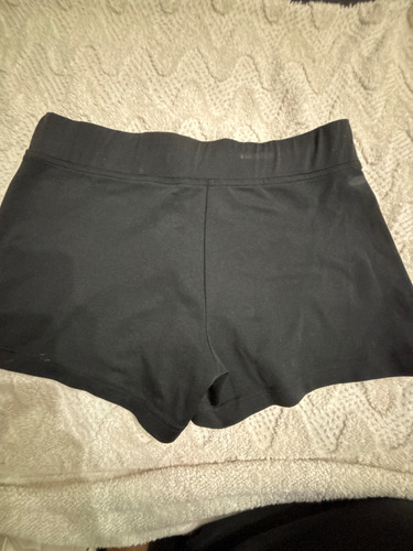 Short Deportivo Adidas Mujer Talle M (Usado)
