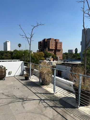 Casa En Venta En Colonia Americana En Guadalajara