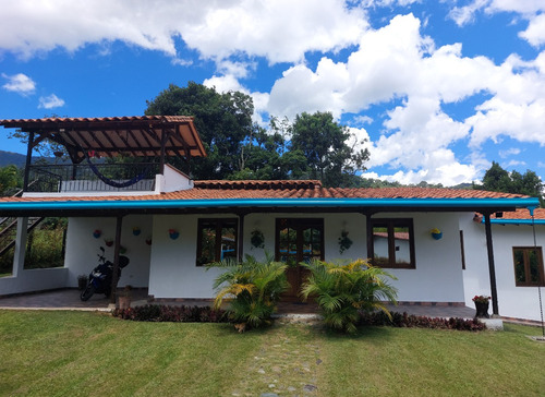 Casa Campestre 3 Habitaciones 2 Banos En Condominio Hacienda 3 Al Lado Del Hotel Balandu