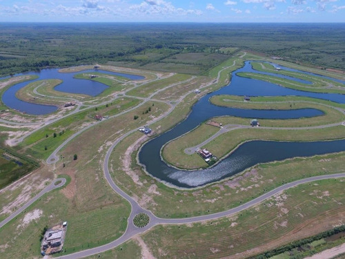 Hermoso Lote Con Amarra En El Naudir - Sk