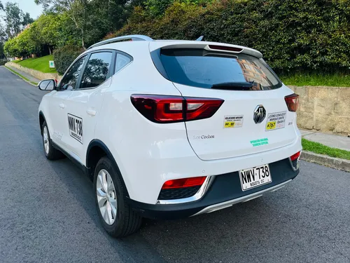 MG Zs 1.5 Plus Mt