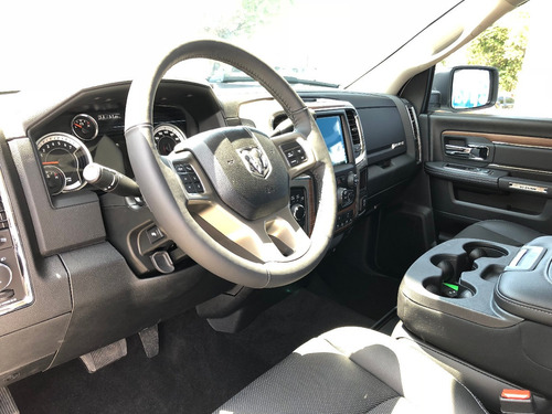 Imagen 6 de 14 de Dodge Ram 1500 Laramie 4x4 At V8