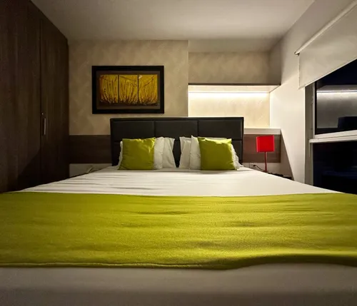 Se Vende Hermoso Apartaestudio En La Flora, En 3 Piso Con Ascensor Para Rentas Cortas O De Larga Estancia Totalmente Amoblado En Cali-valle Del Cauca