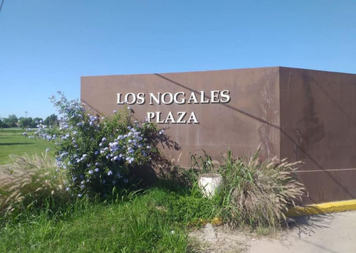 Terreno En Venta En Los Nogales Plaza