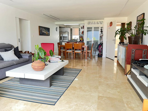 Venta Apartamento 126 M2; 3h+s/2b+s/2e, Lomas Del Sol