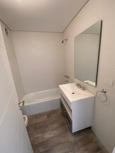 Imagen 9 de 10 de Departamento En Tigre Av Cazon Al 1500