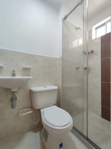 Apartamento En Arriendo En Prados Del Este. Cod A30383