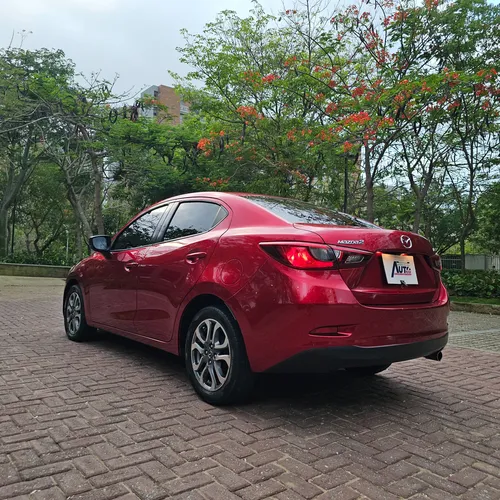 Mazda 2 Grand Touring LX