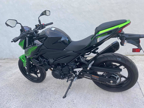 Kawasaki Z400