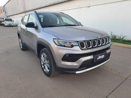 Imagen 6 de 12 de Jeep Compass Longitude Plus