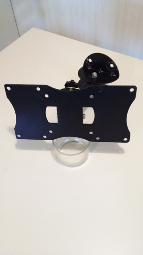 Tv Admiral Led 24' C/soporte. (solo Retiro En Persona) (Usado)