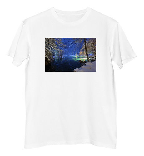 Remera Niño Paisaje De Invierno Agua Y Luces Invernales