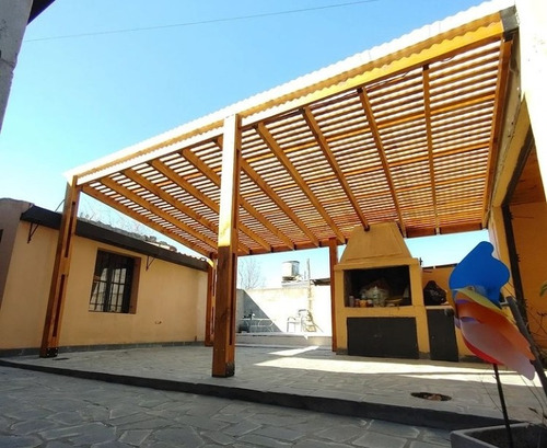 Pérgola/galería/garage