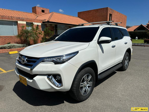 Toyota Fortuner 2.7cc At Aa 4x2 