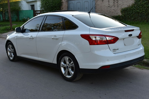 Ford Focus Iii 2.0 Sedan Se Plus Mt 2014