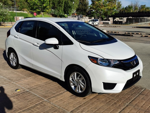 Honda Fit 1.5 Fun At Cvt 2016