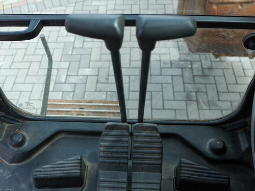 Imagem 11 de 13 de Escavadeira Komatsu Pc 130 2016 6.000h = Pc138, Pc160, Pc150