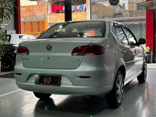 Fiat Siena 1.0 El Flex 4p