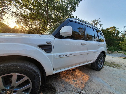 Mitsubishi Pajero Tr4 2013 2.0 4x2 Flex Aut. 5p