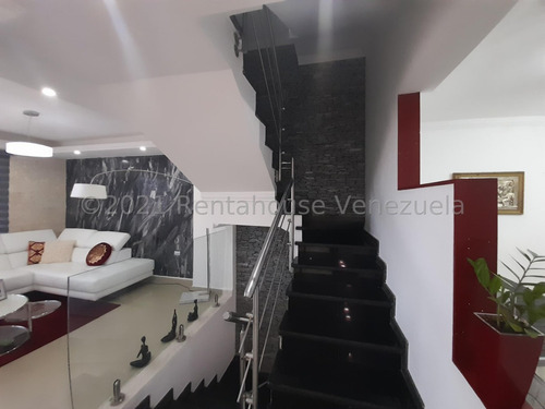 Townhouse En Venta Ubicado En Lomas Del Este Valencia Carabobo 23-30338, Eloisa Mejia