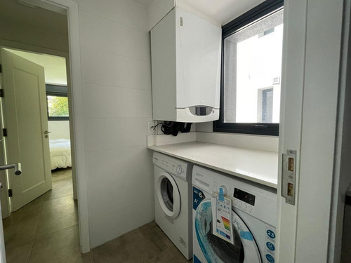 Imagen 16 de 30 de Departamento - Puerto Buceo- 3 Dorm Y Servicio Completo- 3 Gges Con Renta