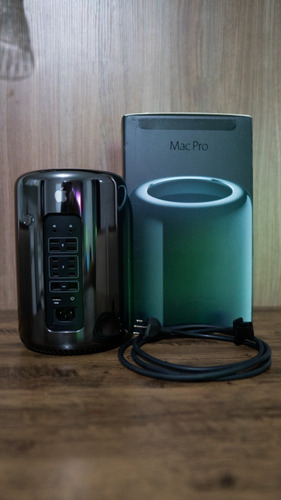 Imagem 5 de 8 de Apple Mac Pro Intel Xeon E5 3,7 Ghz 32 Gb 1866mhz Ddr3