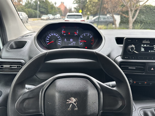 Peugeot Partner 2022