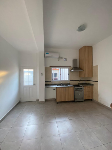 Duplex 3 Ambientes | Morón Norte | A 5 Cuadras Del Plaza Oeste