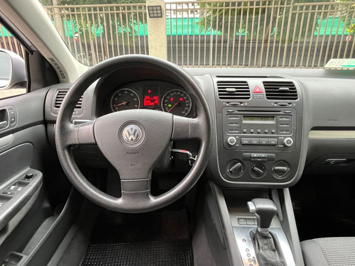 Volkswagen Vento Style 2.5 AUT