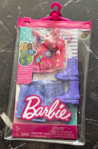 Barbie Moda Ropa Y Accesorios Blusa Falda Pulsera Y Botas
