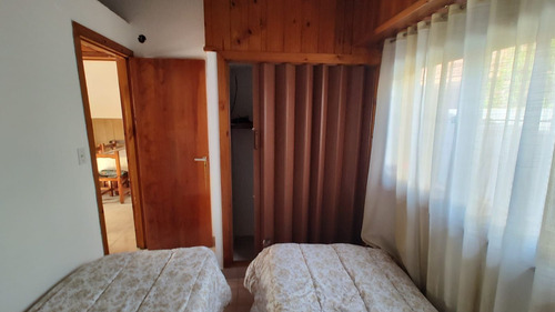 Departamento En Venta De 2 Dormitorios C/ Cochera En Costa Azul