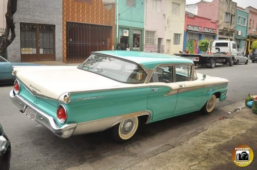 Ford Fairlane 500