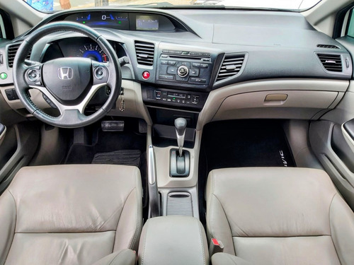 Imagem 8 de 13 de Honda Civic 2.0 16v 4p Flex Lxr Automático