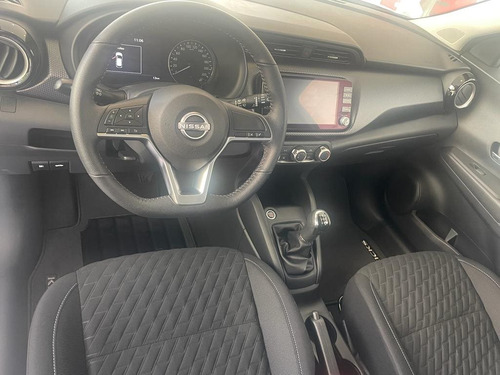 Imagen 13 de 15 de Nissan Kicks Advance Manual 1.6 2023 0km