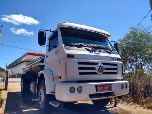 Imagem 1 de 11 de Volkswagen 13190