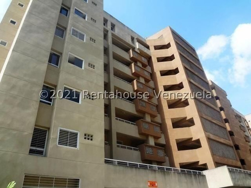 Bello Apartamento Nuevo En Venta Macaracuay, Conjunto Residencial De Reciente Data 23-28138.