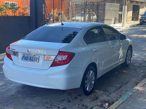 Imagem 4 de 13 de Honda Civic 2014 1.8 Lxs Flex Aut. 4p