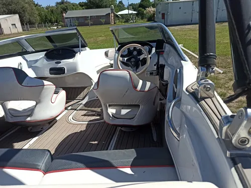 Arco Iris Eclipse 19 Motor 150 Hp 4t C/trailer