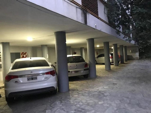 Cochera Cubierta En Venta Acassuso San Isidro