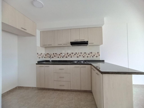 Imagen 9 de 17 de Apartamento En Arriendo En Cali Bochalema