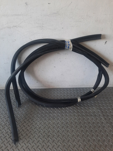 2 Cañuelas De Vidrios Chrysler Voyager Aut 3.3 V6 96/2000